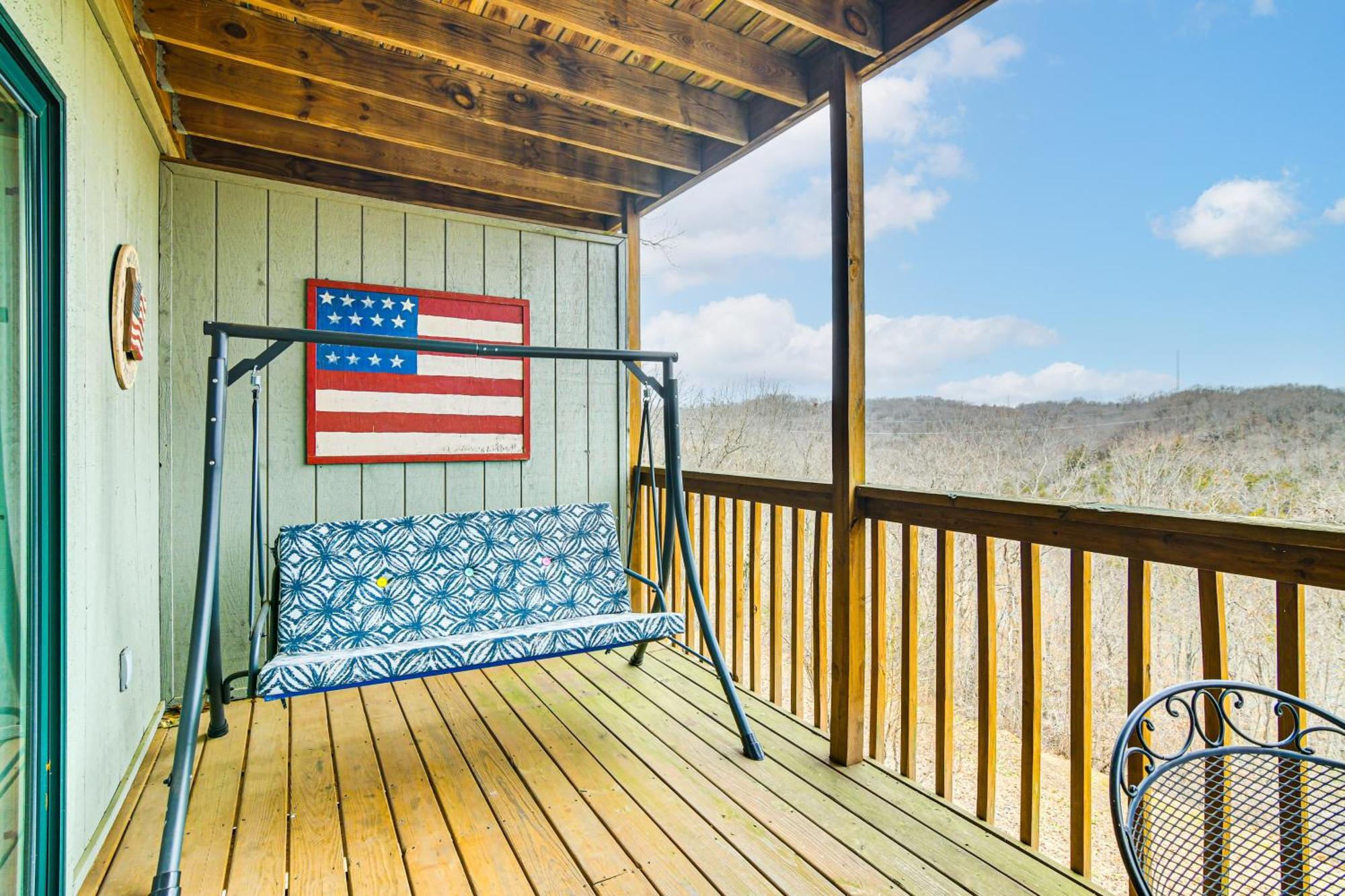Inviting Branson West Condo With Pool Access Eksteriør billede