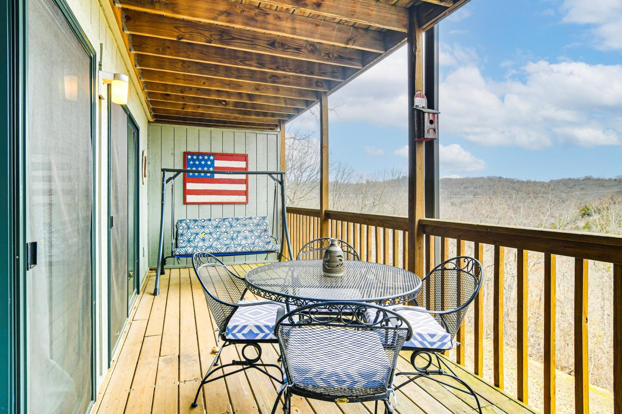 Inviting Branson West Condo With Pool Access Eksteriør billede
